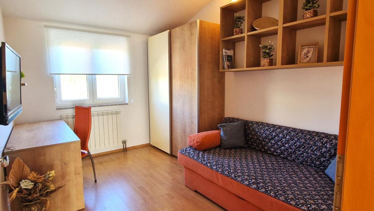 Apartments Ana & Ivan Krk Town Εξωτερικό φωτογραφία