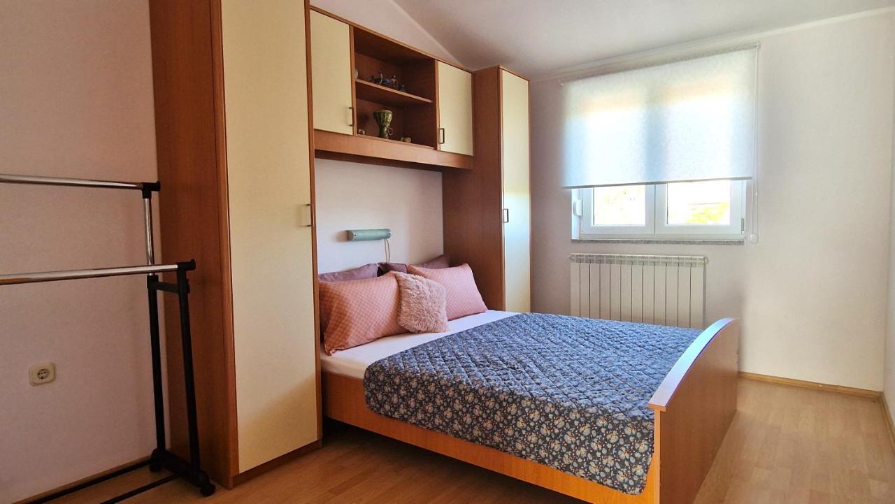 Apartments Ana & Ivan Krk Town Εξωτερικό φωτογραφία