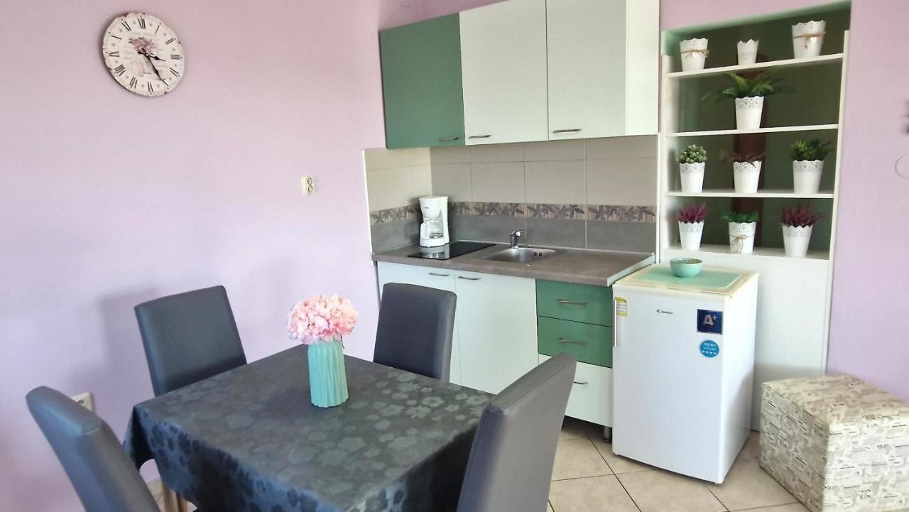 Apartments Ana & Ivan Krk Town Εξωτερικό φωτογραφία