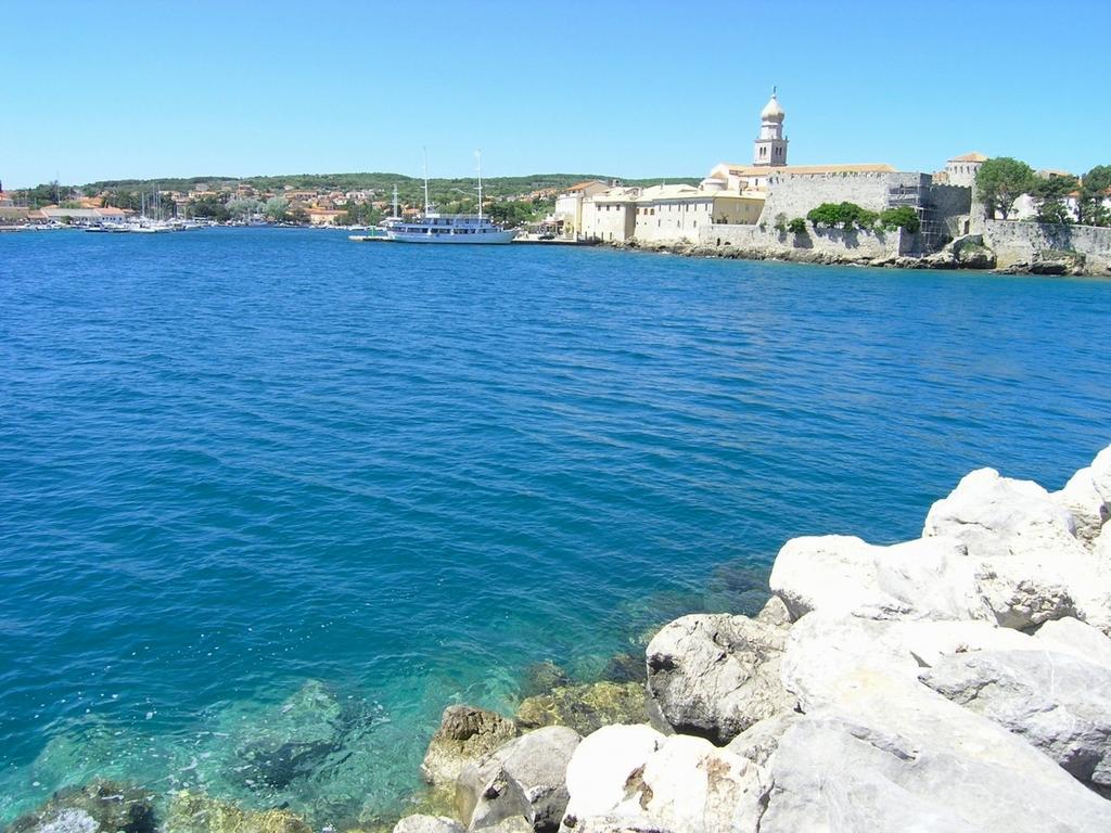 Apartments Ana & Ivan Krk Town Εξωτερικό φωτογραφία